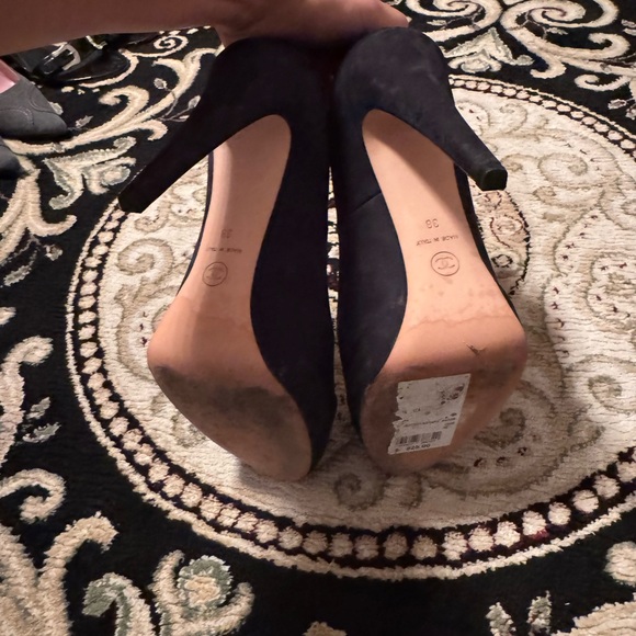 CHANEL Black Suede Heels size 38 - Picture 6 of 7
